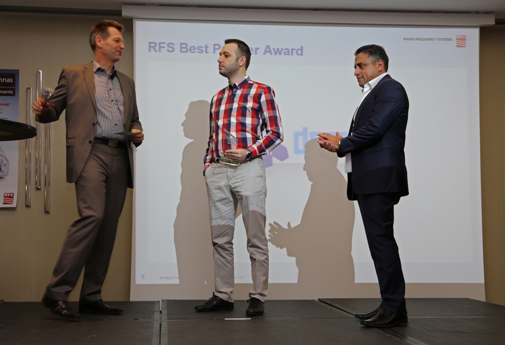 Demos Mühendislik RFS'in "BEST PARTNER" ödülünü aldık